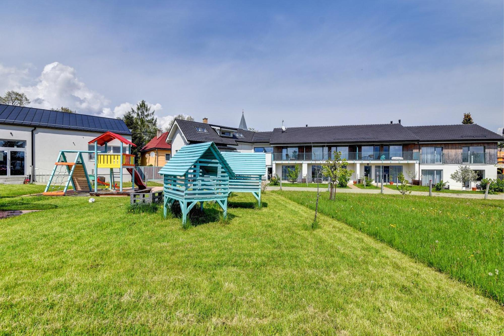 Apartments Ceresnovy Sad & Wellness Vysoke Tatry Exterior photo
